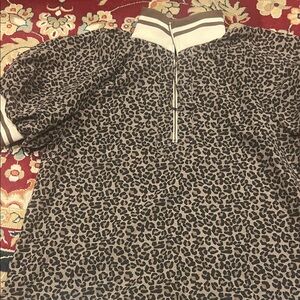 Entro large Brown Leopard Print Top